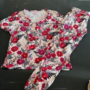 Woman’s medium Chloe print posh peanut